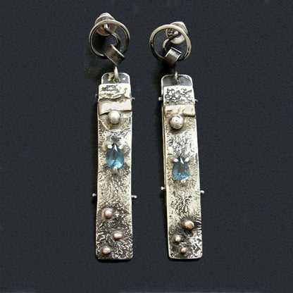 Pendientes artesanales de piedra azul
