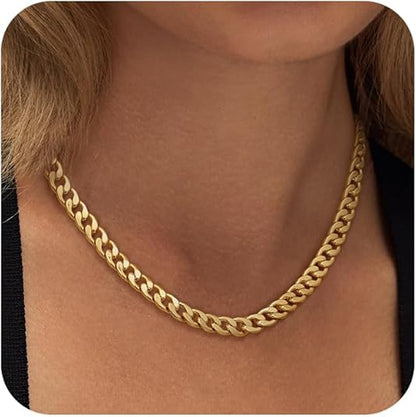Collar cubano con eslabones gruesos en oro