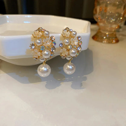 Pendientes Flor de Perla Estilo Francés