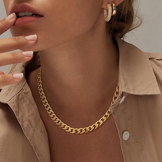 Collar cubano con eslabones gruesos en oro
