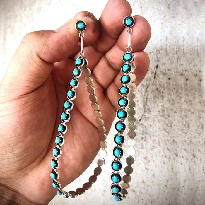 Pendientes vintage con piedra turquesa