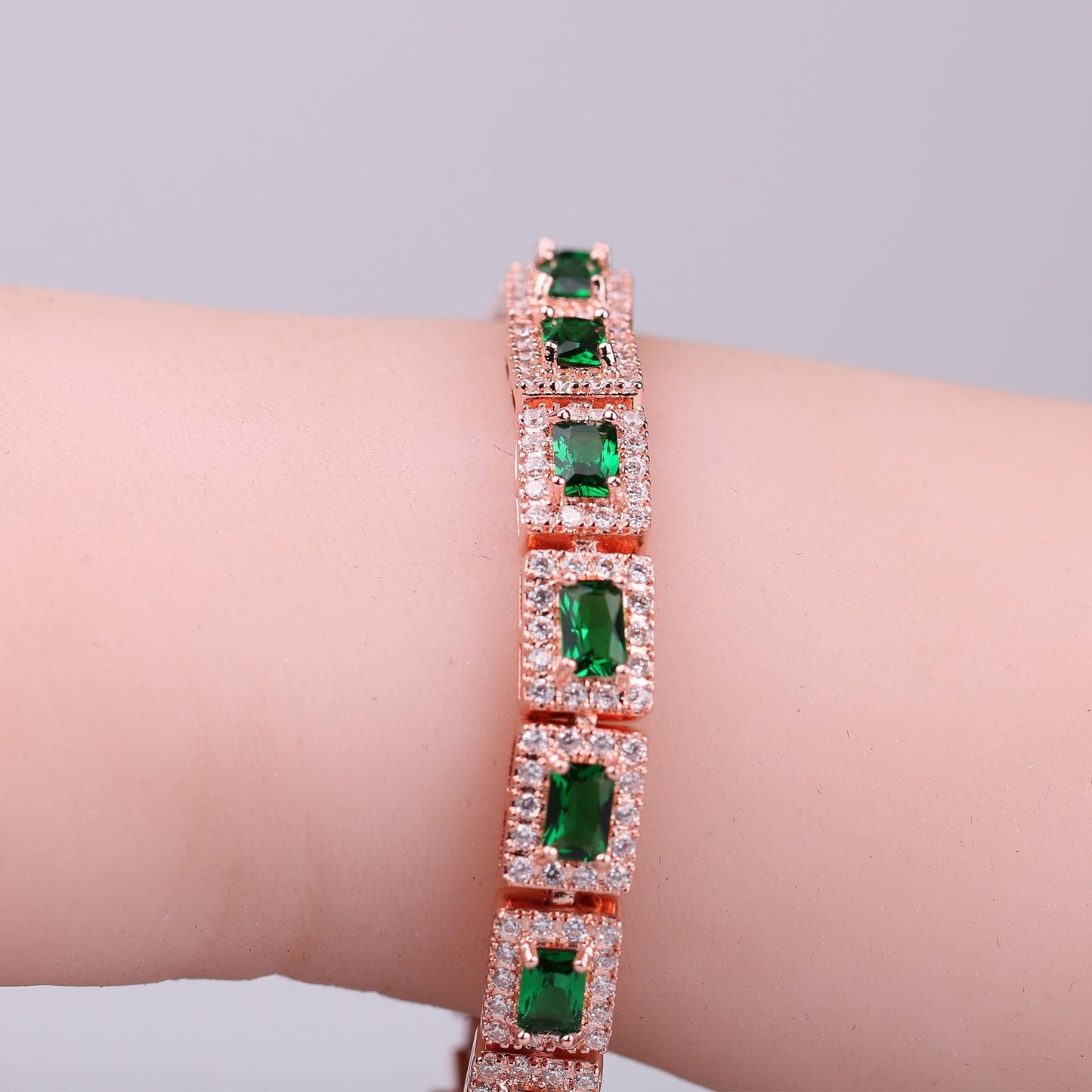 Pulsera de Oro Esmeralda