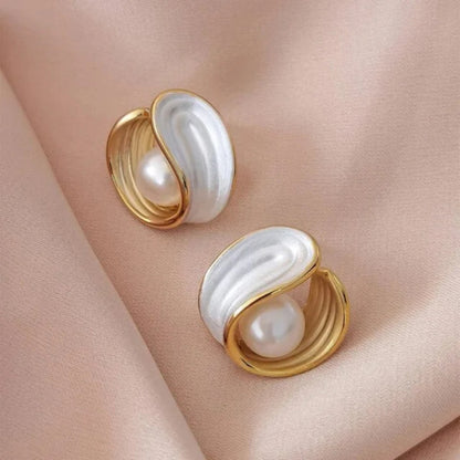 Pendientes de lujo con ópalo blanco y perlas en oro