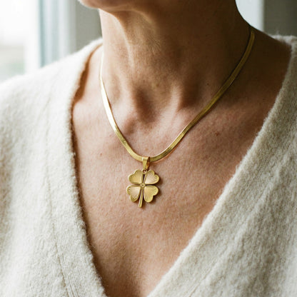 Collar Oro Trébol