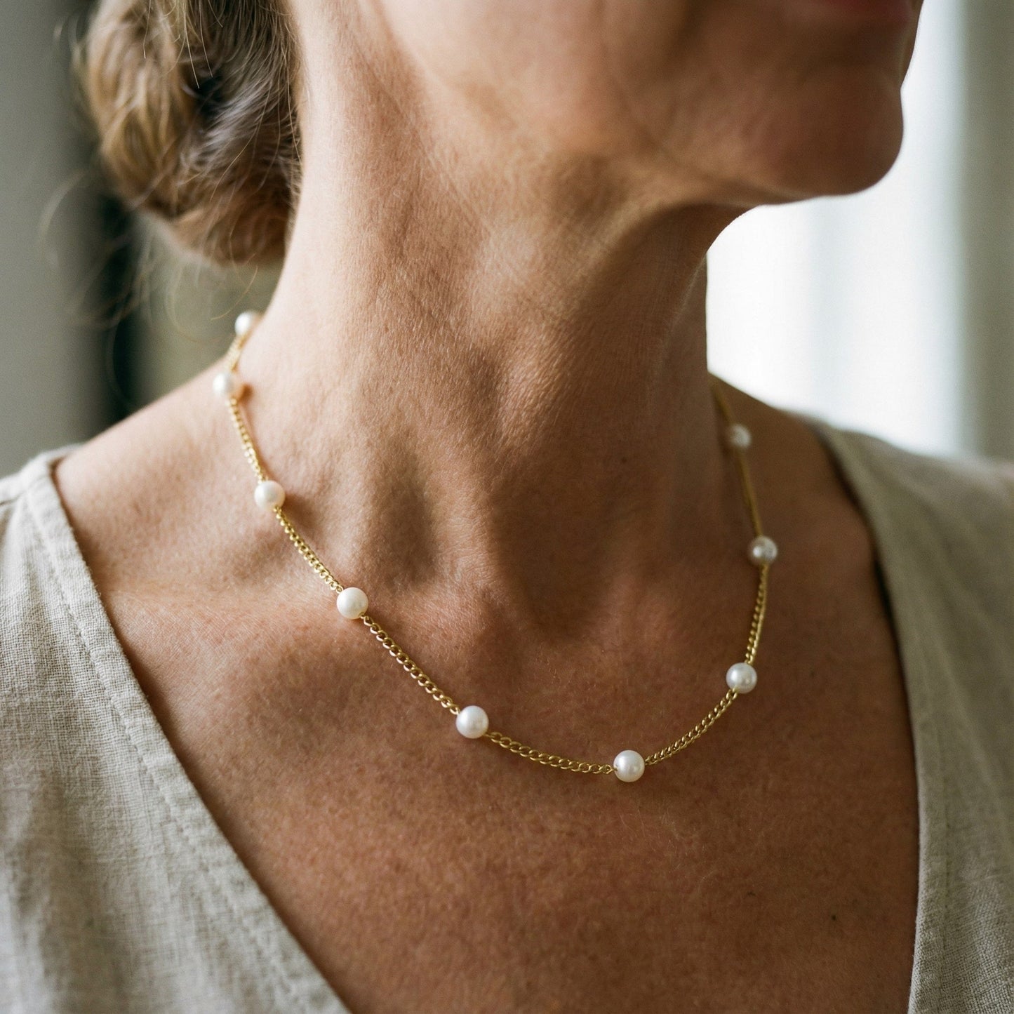 Collar de oro con perla de agua dulce