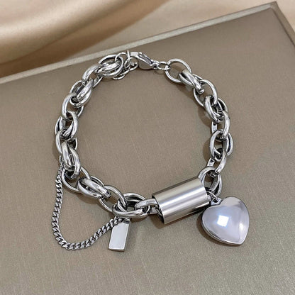 Pulsera gruesa de oro