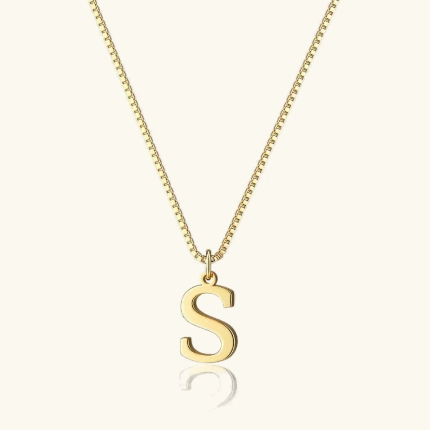 Collar de Oro con Letra Inicial