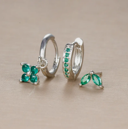 Conjunto de pendientes Flor con diamantes