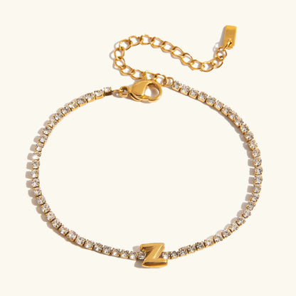 Pulsera Elegante de Oro con Letra en Burbuja