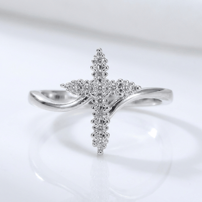 ANILLO CRUZ DE PLATA CUBIERTO DE CIRCONIO