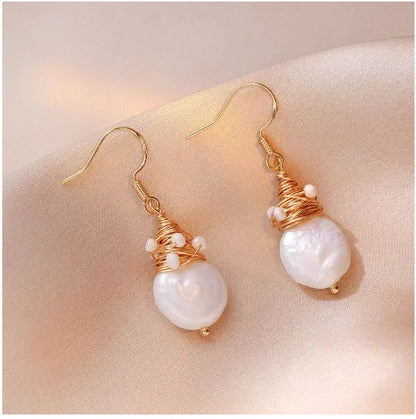 Pendientes retro con perlas de agua dulce en formato especial