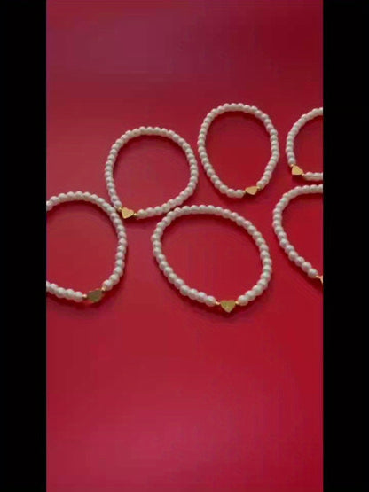 Pulsera Elegante de Corazón con Inicial