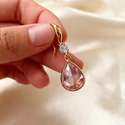 Pendientes vintage con cristal rosa en forma de gota
