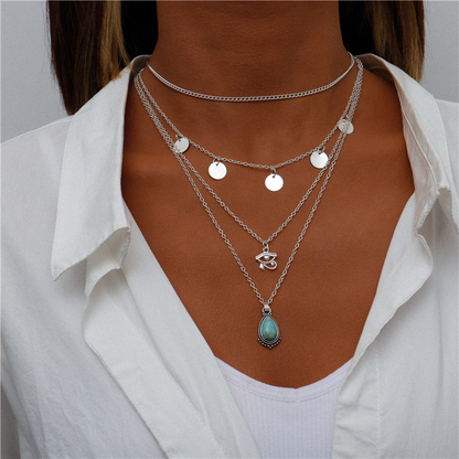 Collar de plata con piedra azul
