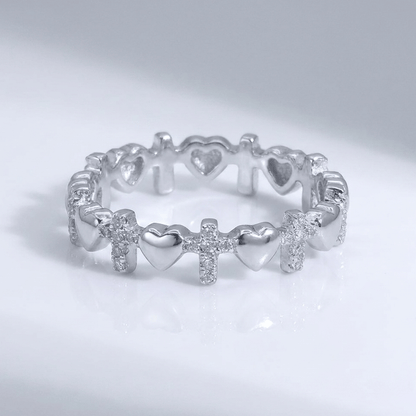 ANILLO DE CRUZ Y CORAZONES DE PLATA