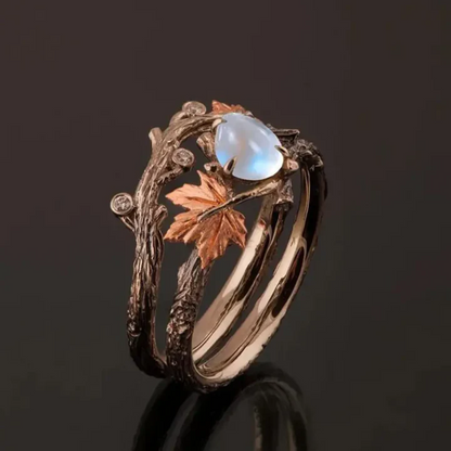 Anillo con piedra lunar natural
